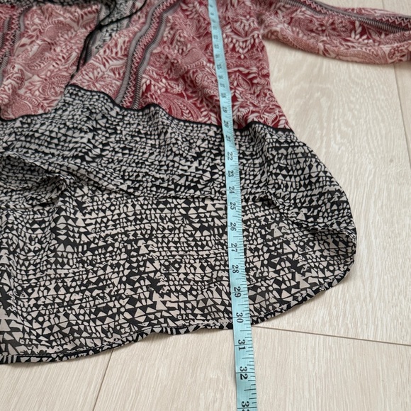 3/$10 DR2 Peasant Blouse in Pink and Black with Tassels - Picture 6 of 8